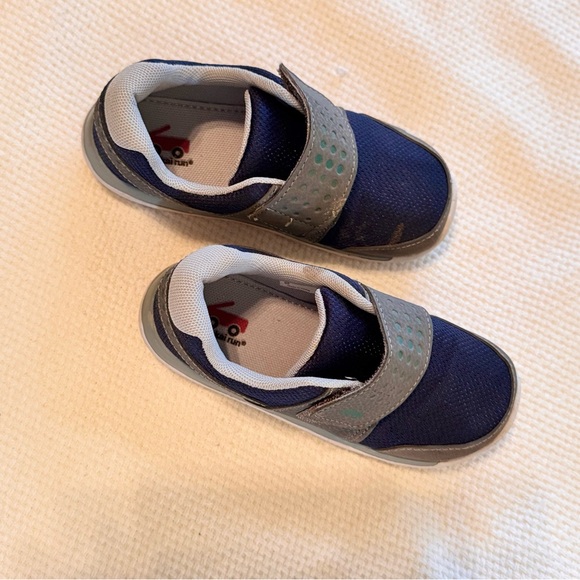 SEE KAI RUN Ryder FlexiRun Blue & Grey Toddler Kids Sneakers Velcro Tennis Shoes - Picture 8 of 16